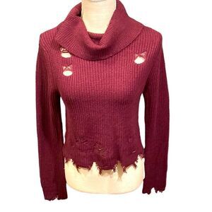 NWT Distressed Cropped Sweater 